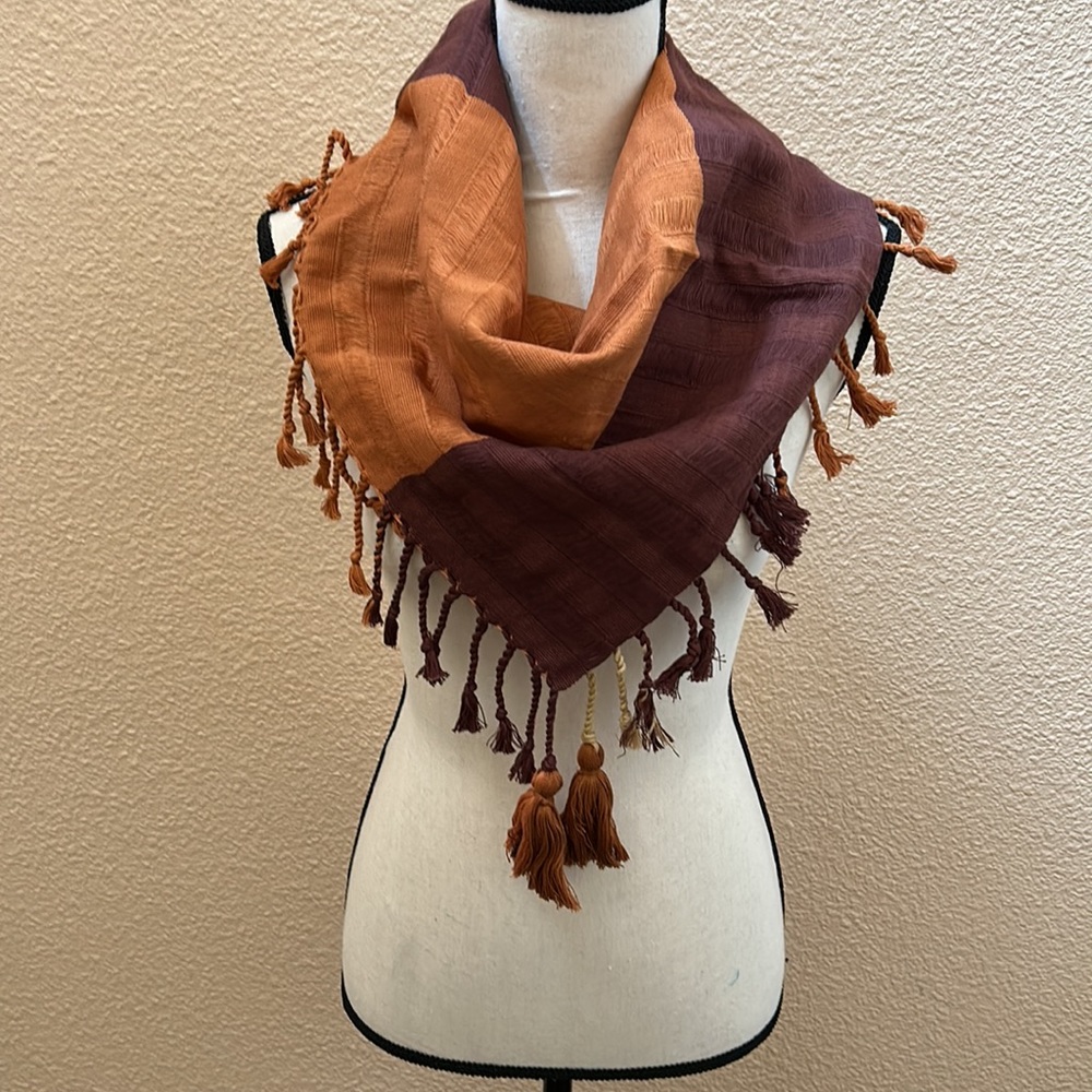 Hand woven scarf